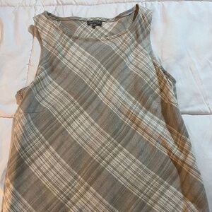 French sleeveless top
